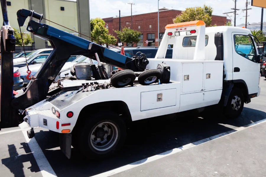 How Tow Truck Service Helps Prevent Vehicle Damage Douglasville, GA How Tow Truck Service Helps Prevent Vehicle Damage Douglasville, GA